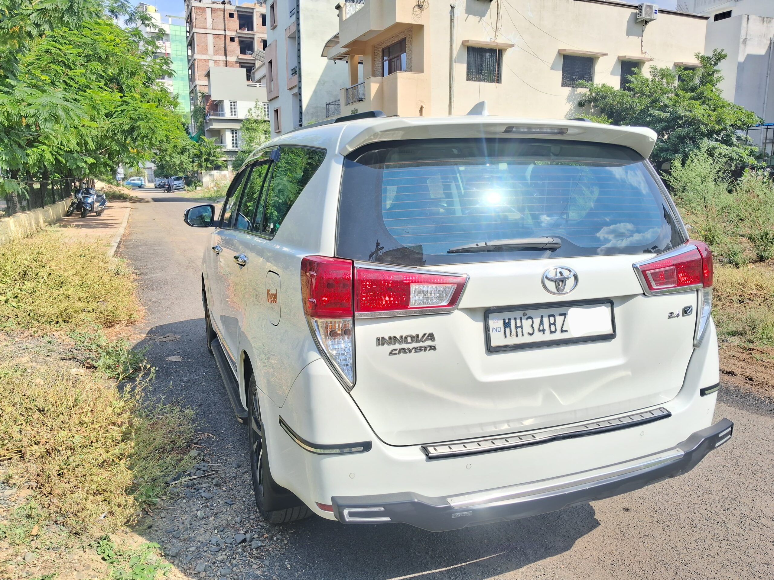 
								Toyota Innova Crysta 2.4 ZX (Diesel) – 2022 Model full									