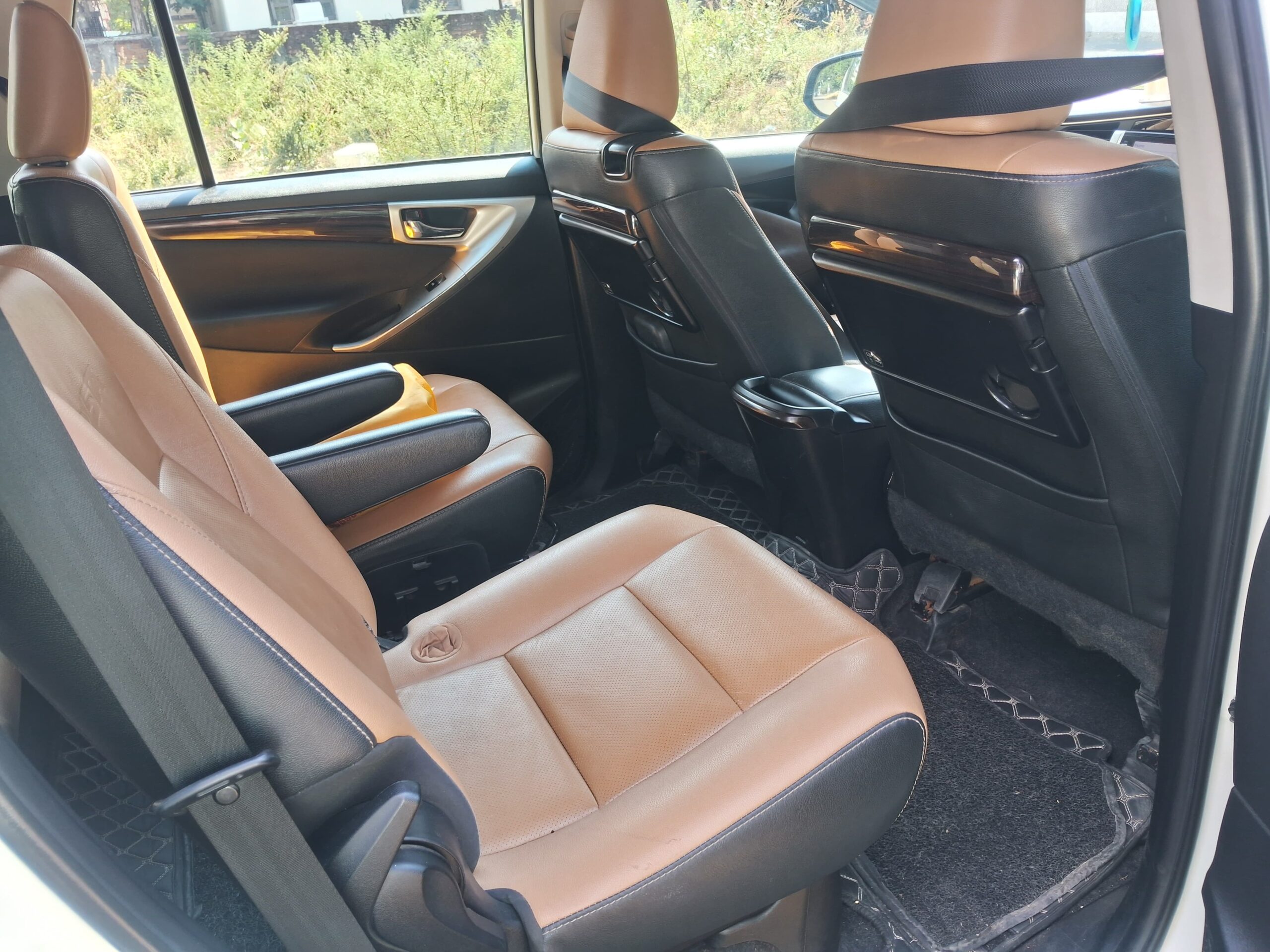 
								Toyota Innova Crysta 2.4 ZX (Diesel) – 2022 Model full									