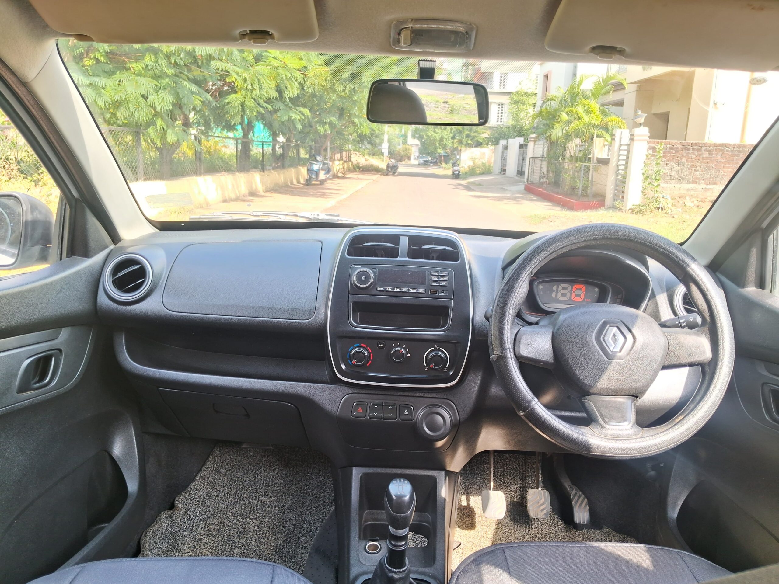 
								Renault Kwid RXL (Petrol) – July 2019 full									