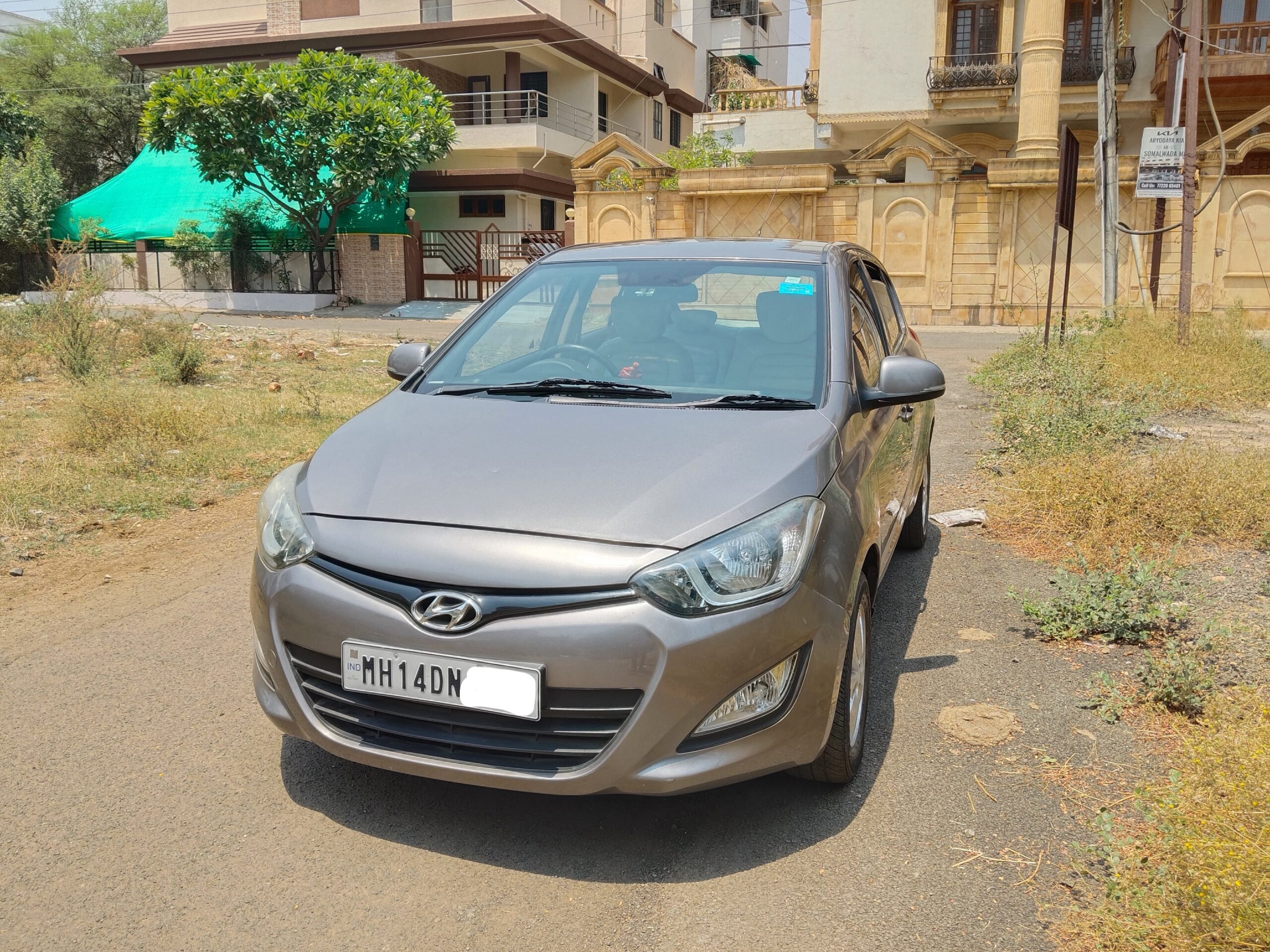 
								Hyundai i20 Sportz 1.2 (Diamond Edition) – September 2012 full									