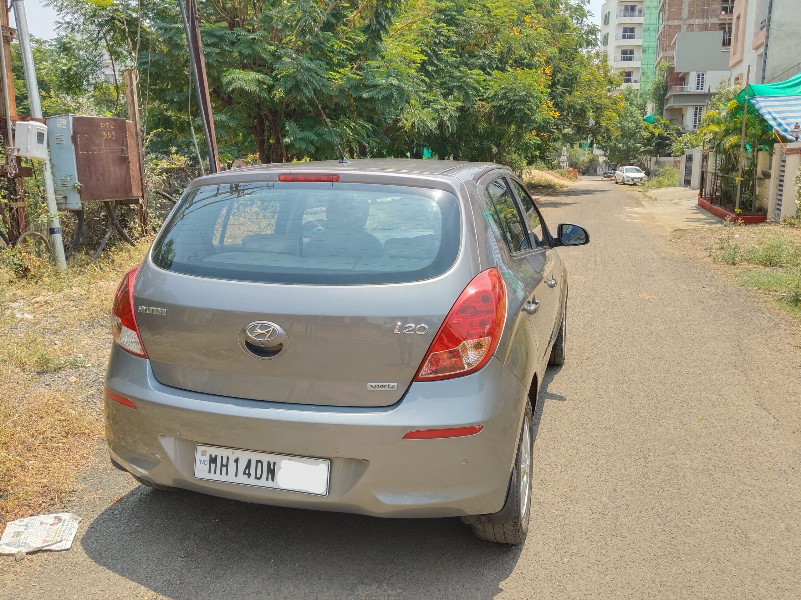 
								Hyundai i20 Sportz 1.2 (Diamond Edition) – September 2012 full									