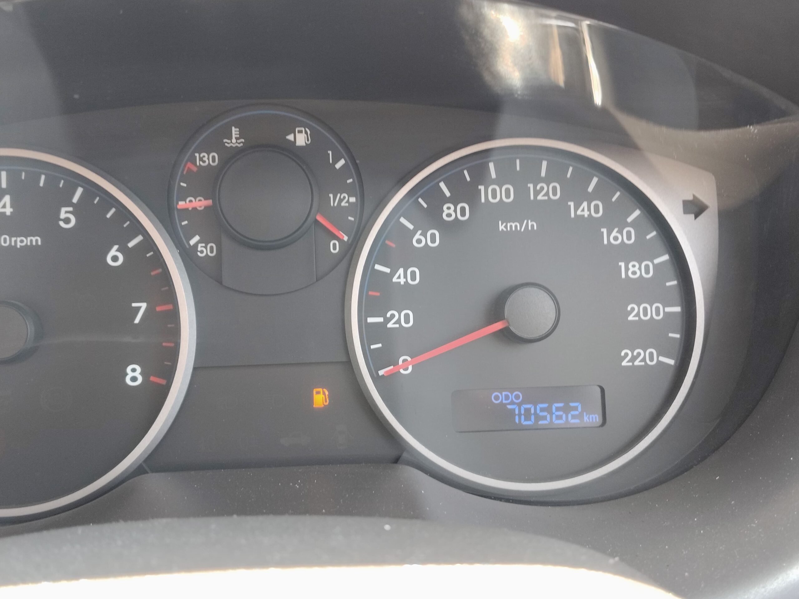 
								Hyundai i20 Sportz 1.2 (Diamond Edition) – September 2012 full									