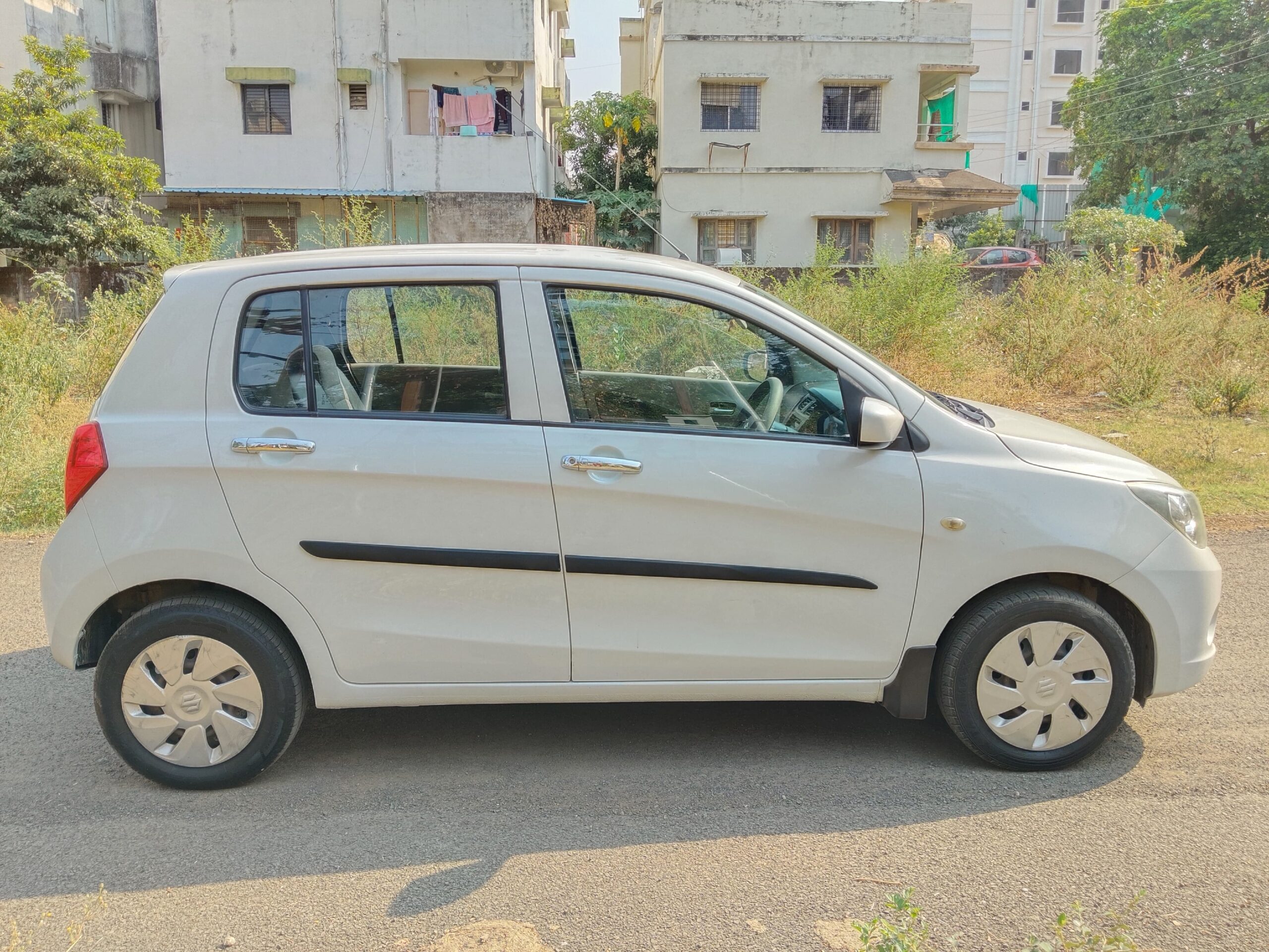 
								Maruti Suzuki Celerio VXi AGS (Auto Gear Shift) – September 2014 full									