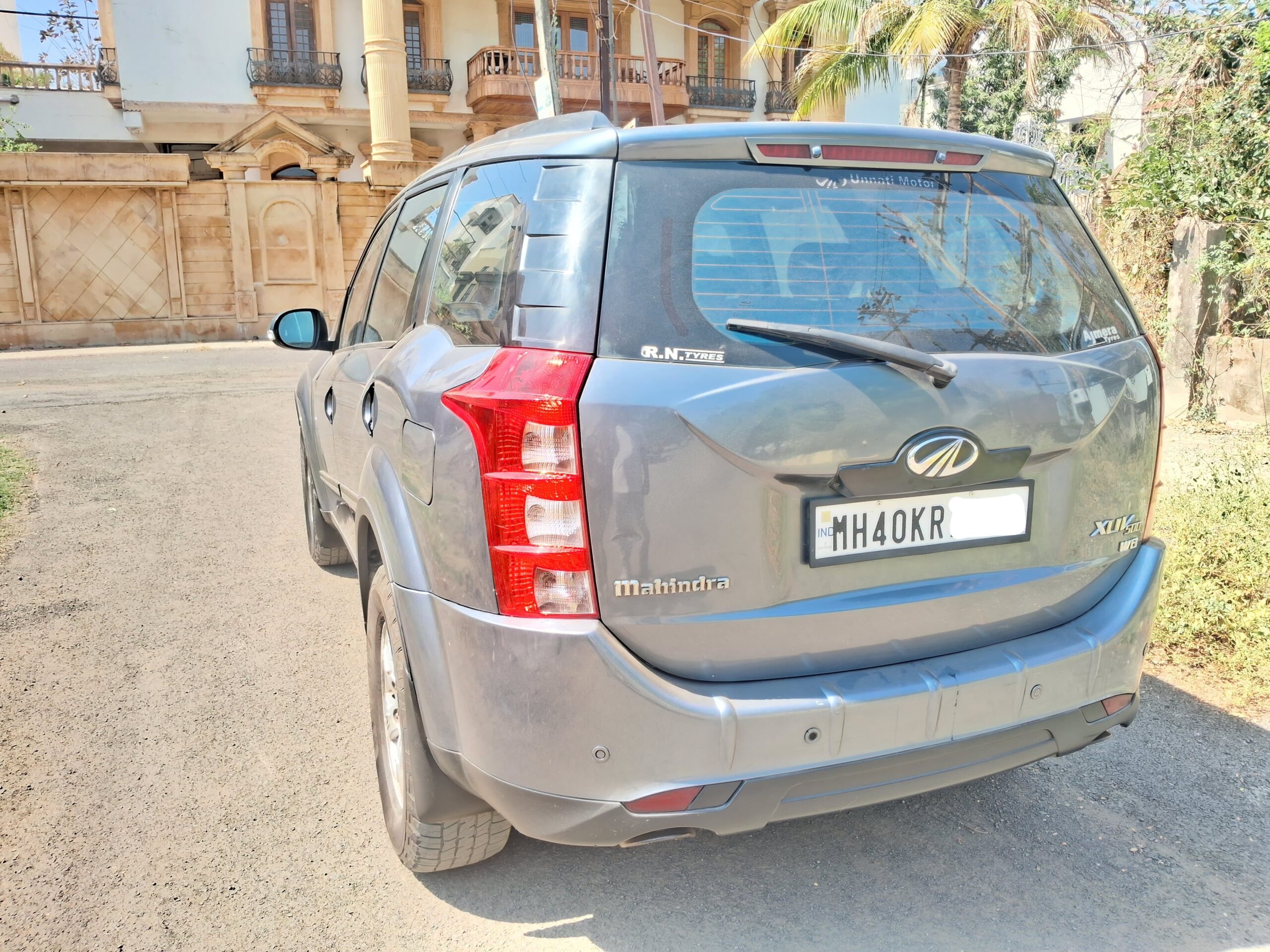 
								Mahindra XUV500 W8 (Diesel) – May 2012 full									