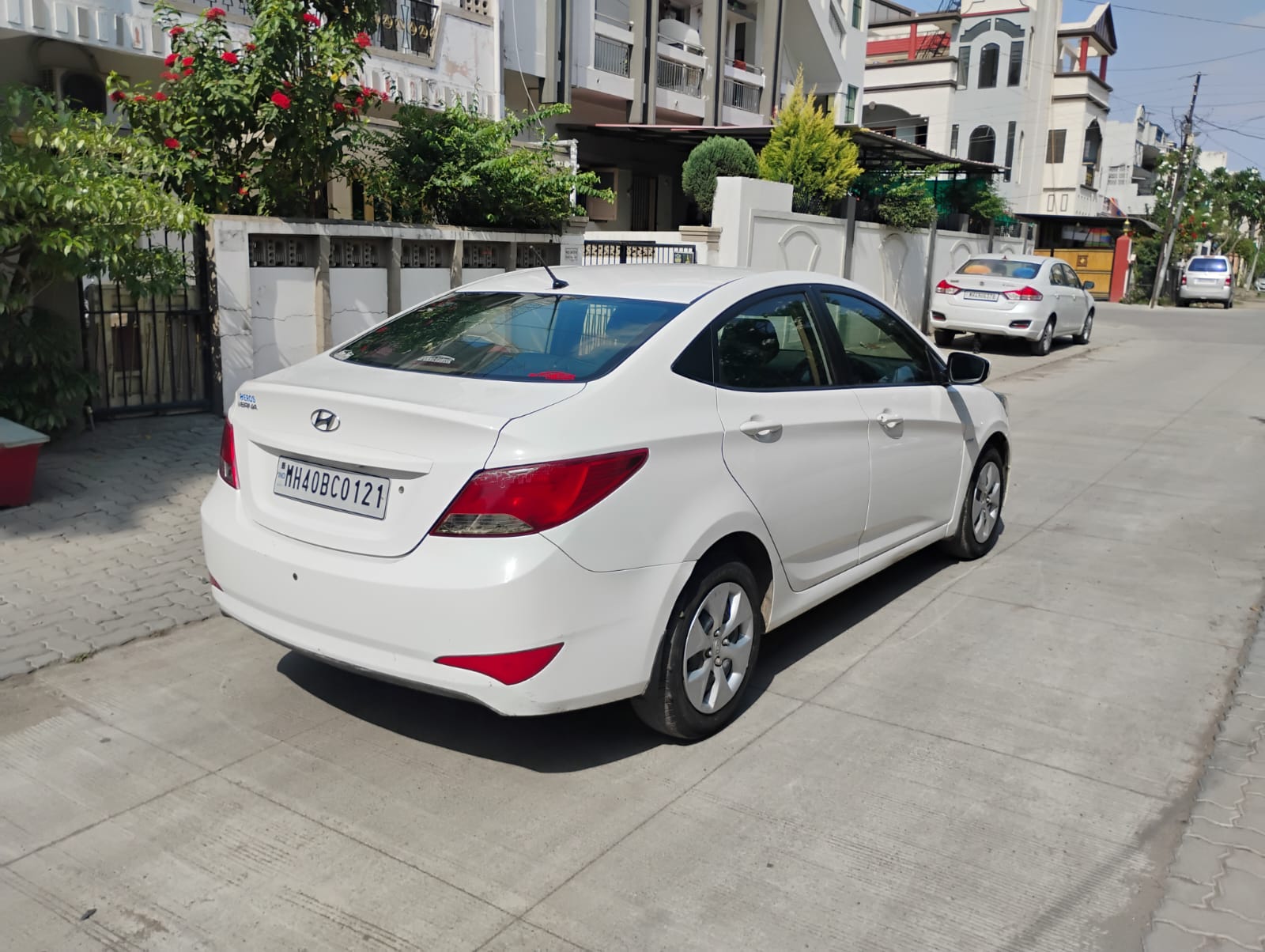 
								Hyundai Verna S (Petrol) – December 2016 full									