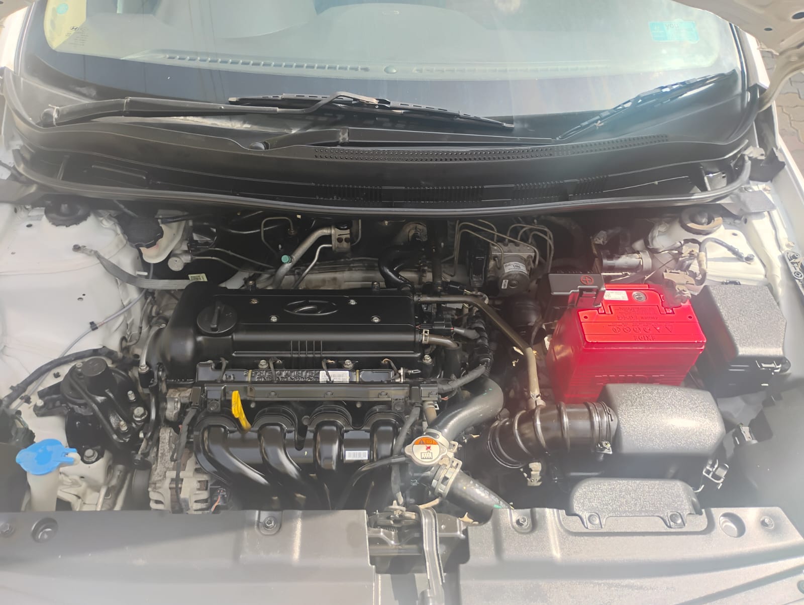 
								Hyundai Verna S (Petrol) – December 2016 full									