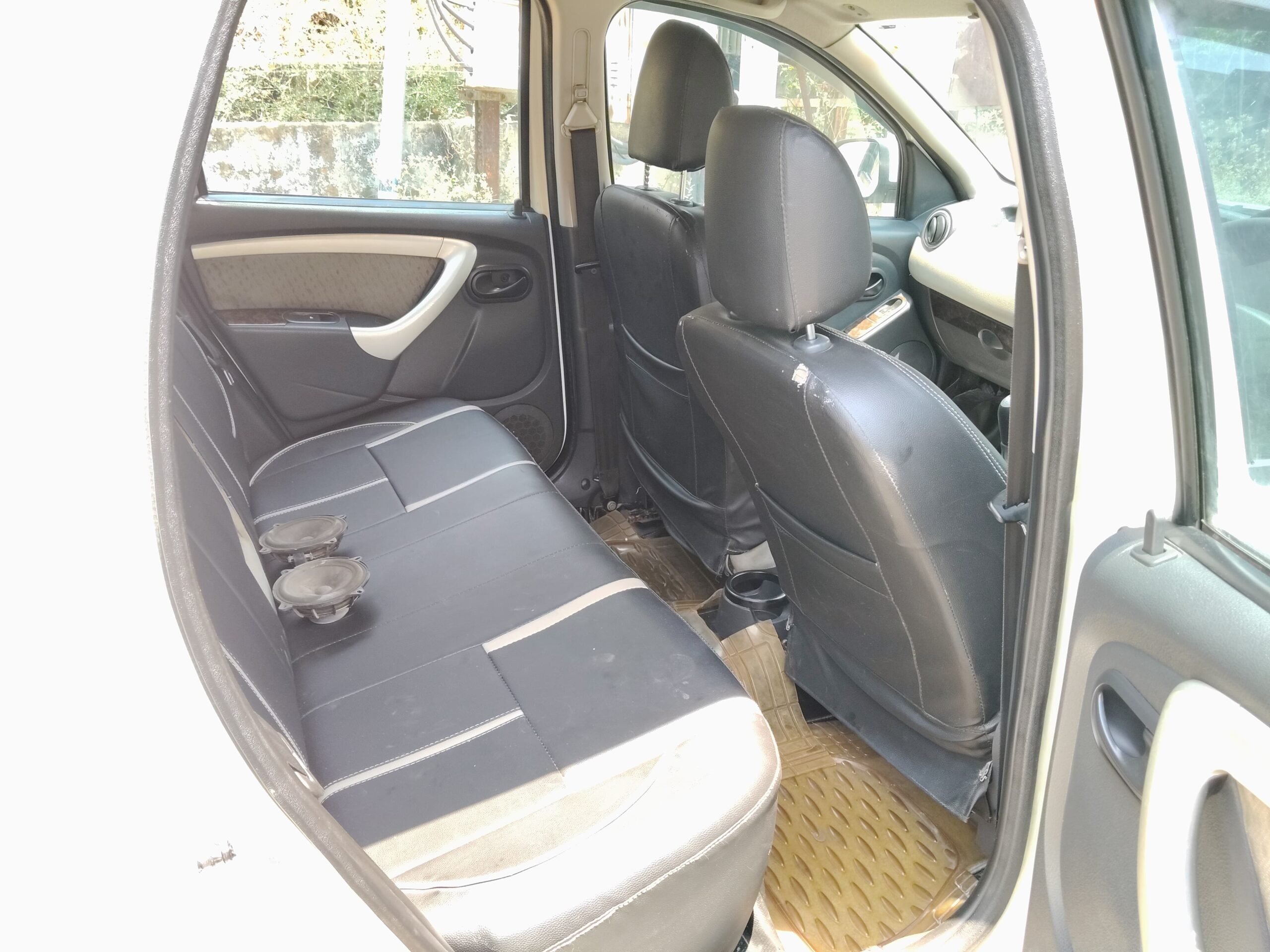 
								Renault Duster RXL (Diesel) – July 2013 full									